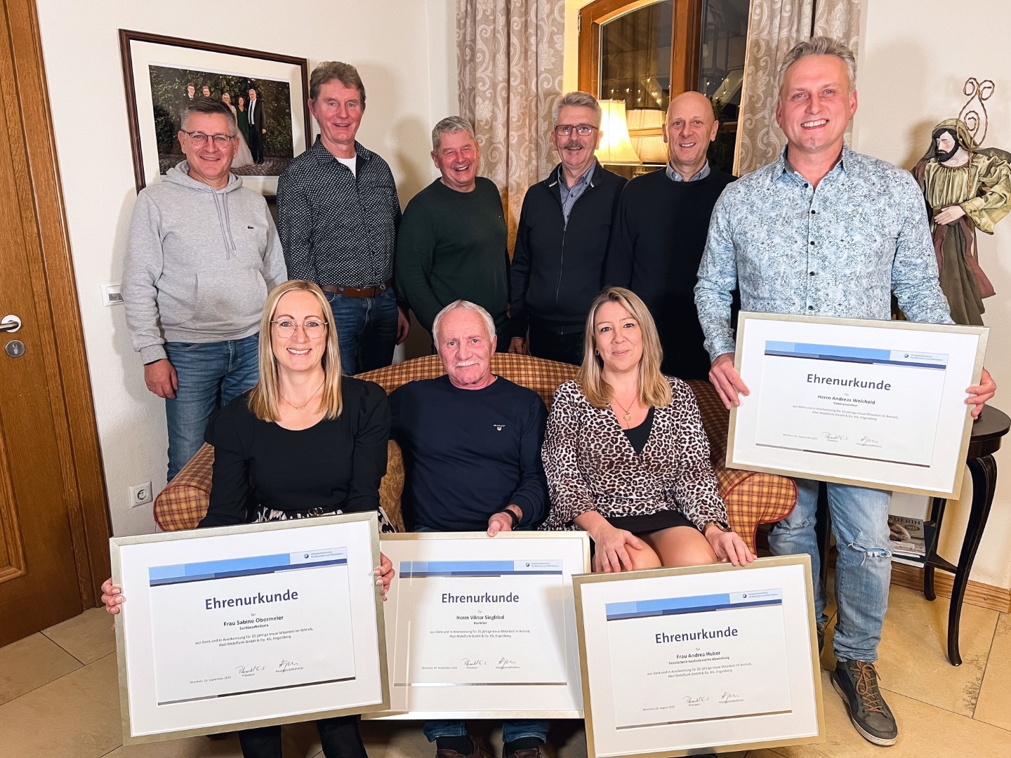 2023 Abel Mobilfunk Mitarbeiterehrung Gruppenfoto Gro